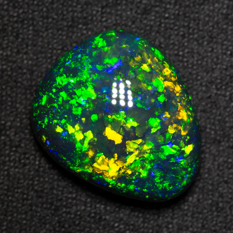 9.80 ct gem black opal 16.6x14x6.9mm - Image 3