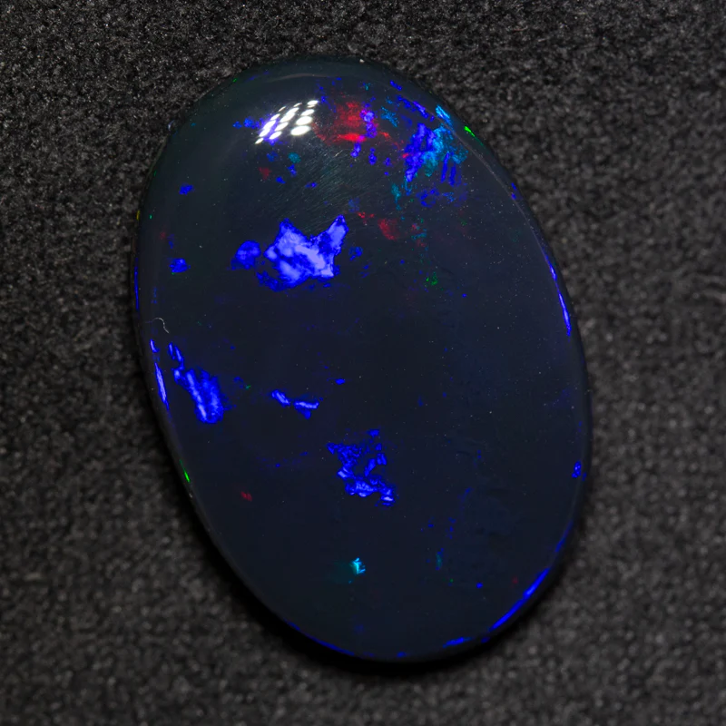 9.82 ct black opal 20.2x13.8x5.2mm - Image 2