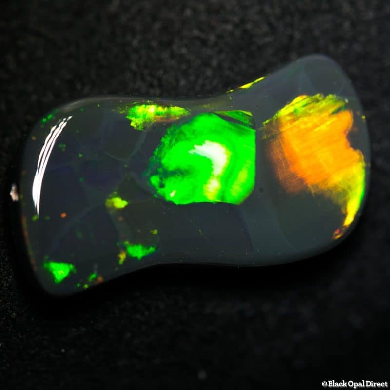 9.89 ct black opal carving 22x12x4.5mm - Image 3