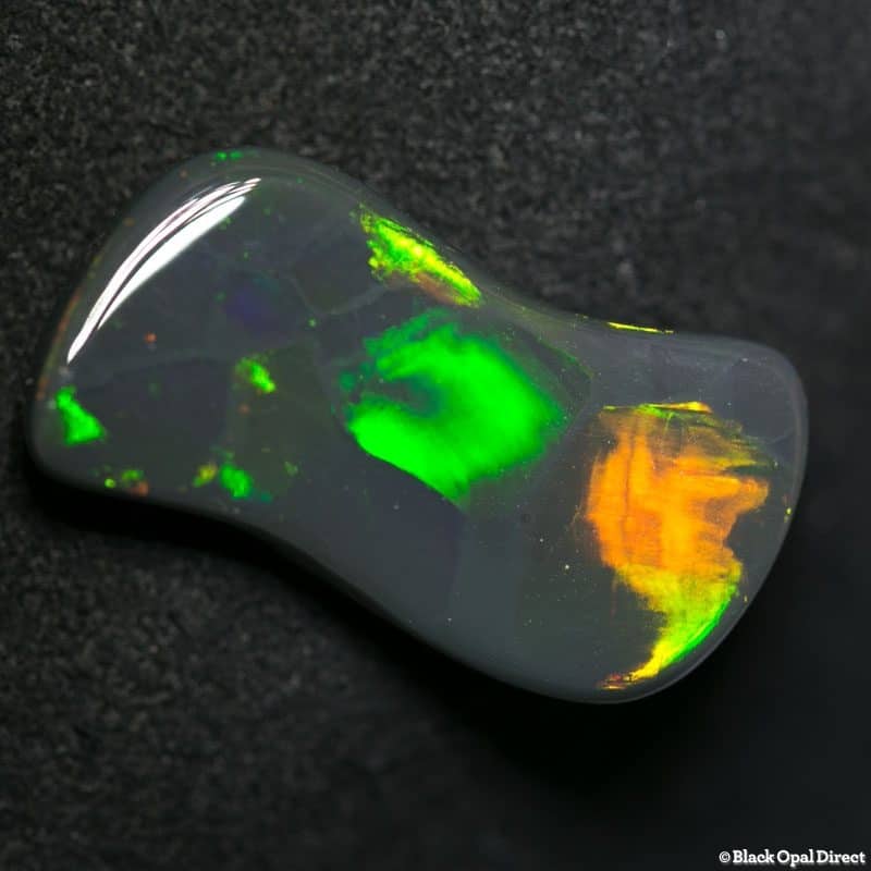 9.89 ct black opal carving 22x12x4.5mm - Image 4