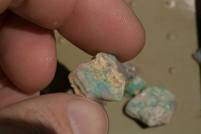 940 ct rough opal parcel - Image 13
