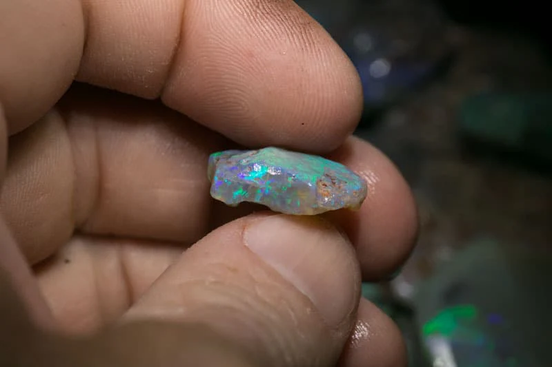 958 ct rough opal parcel for intermediate to pro - Image 3