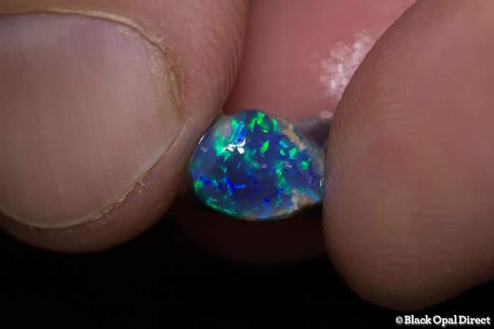 98 ct opal rough and rubs 32 pieces - Image 19