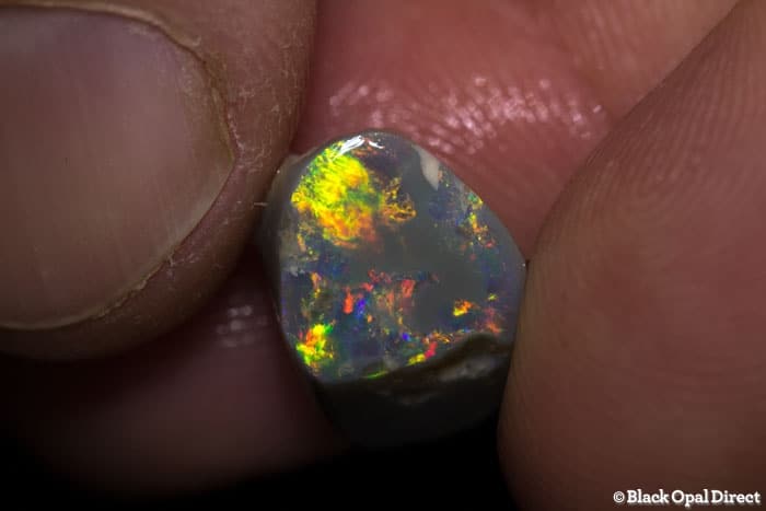 98 ct opal rough and rubs 32 pieces - Image 4