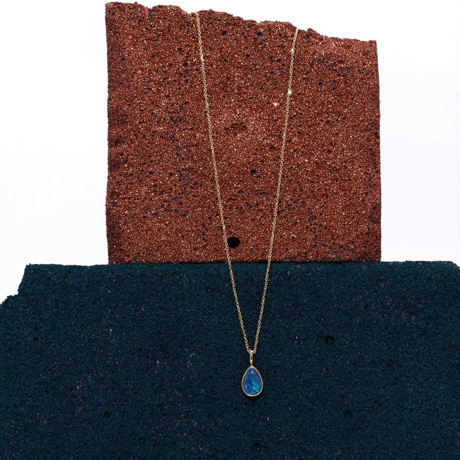 Allegra Yellow Gold Black Opal Necklace 1.42Ct - Image 3