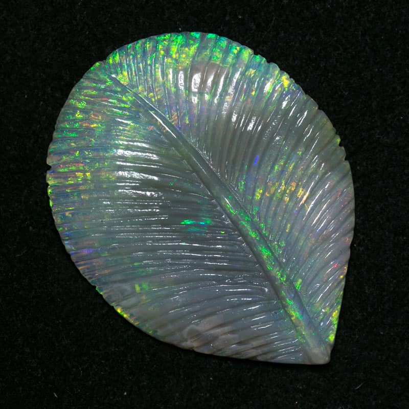 Feather Carving 8.02ct - Image 2