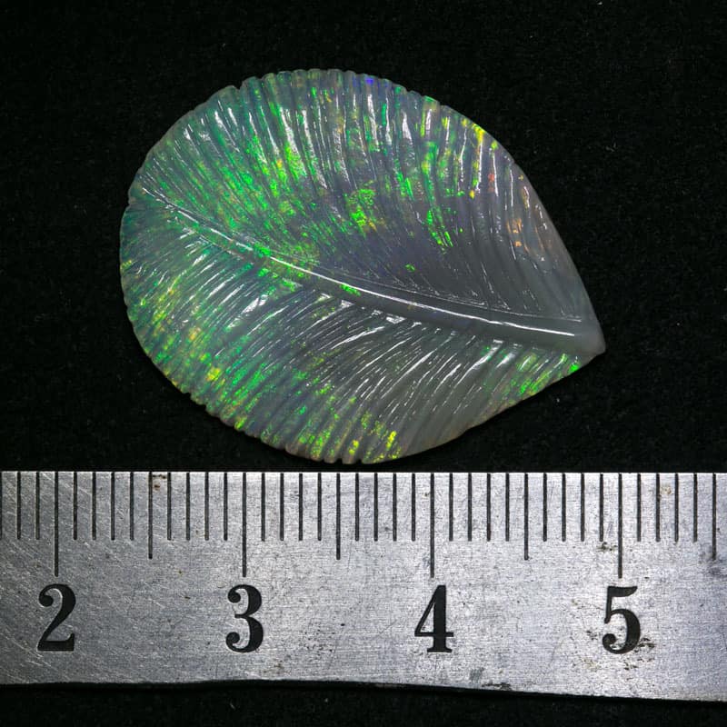 Feather Carving 8.02ct - Image 4