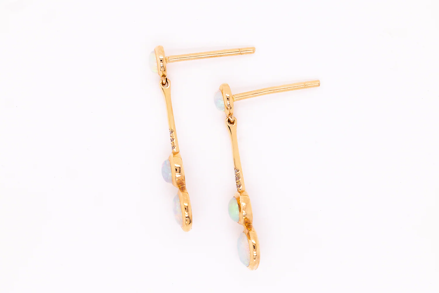 Florence Earrings 18kt Gold with 0.70ct Crystal Opals and Diamonds - Image 3