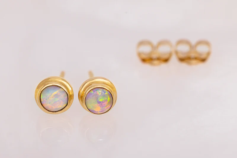 Gabriel Earrings 18kt Yellow Gold 0.34ct Crystal Opals - Image 4
