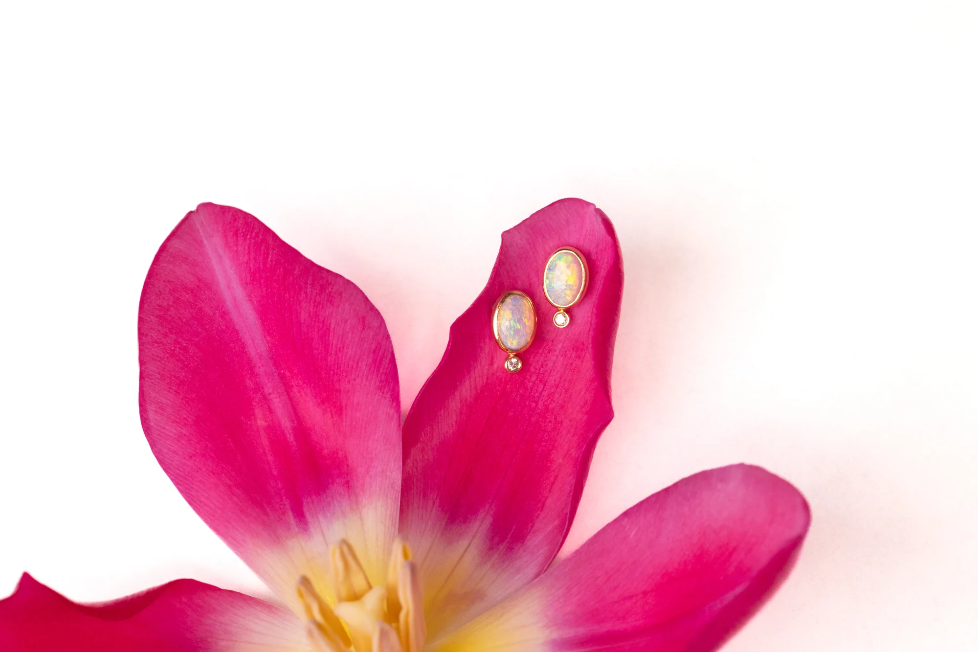 Orla — 18kt Rose Gold 0.75 ct Crystal Opal Diamond Stud Earrings - Image 3