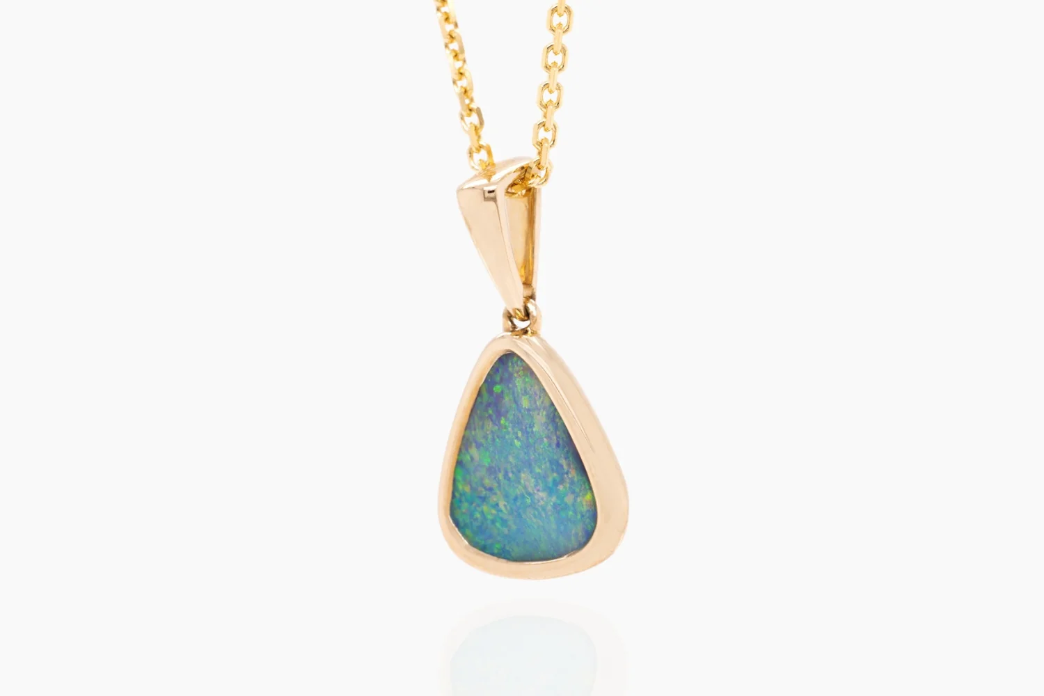 9kt Yellow Gold 0.83 ct Black Opal Pendant - Image 3