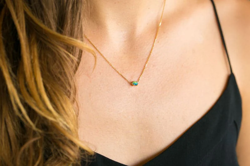 Ruthie 18kt Gold Necklace with 0.51ct Black Opal - Image 2