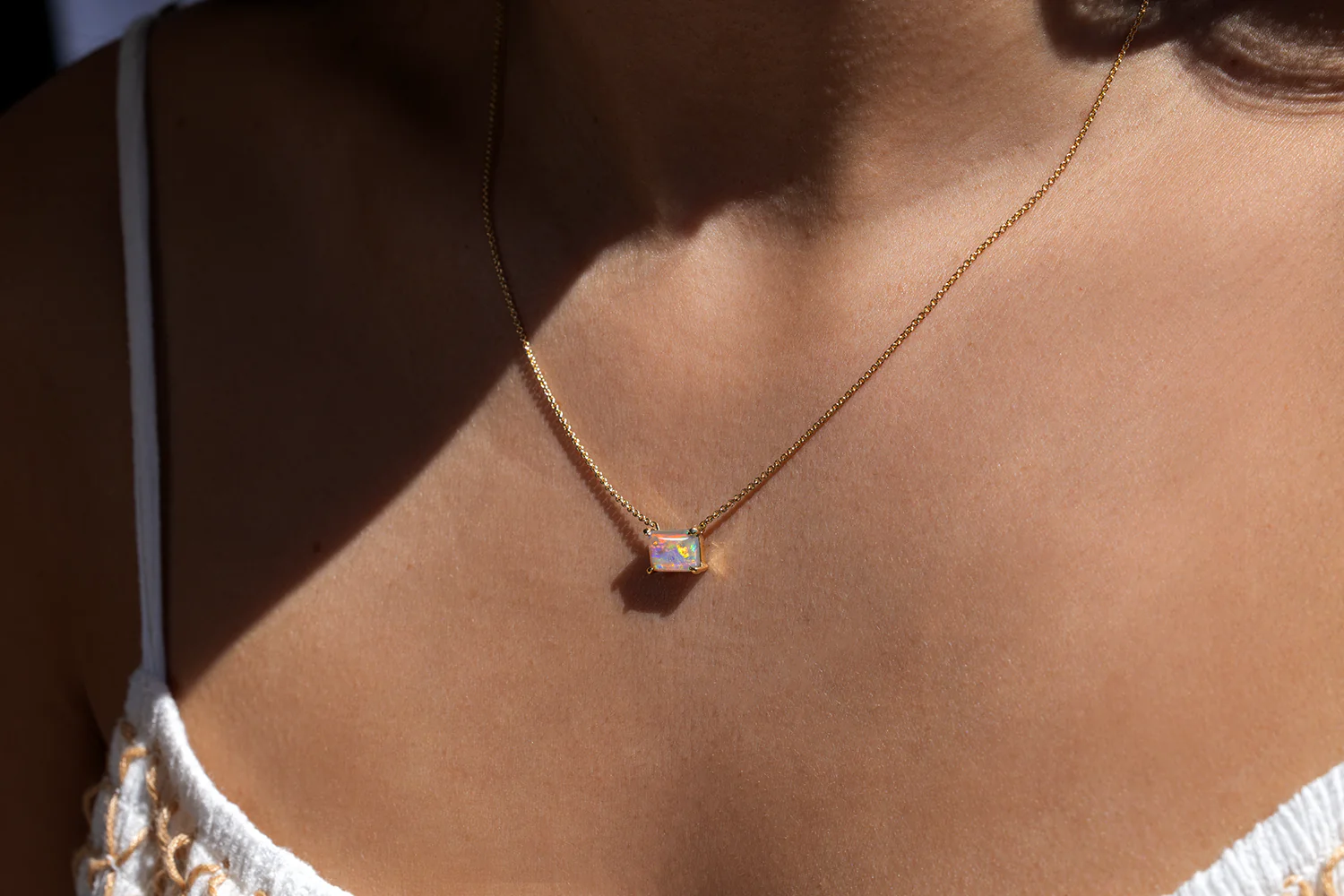 Ruthie Necklace Yellow Gold with 1.27ct Crystal Opal - Image 2