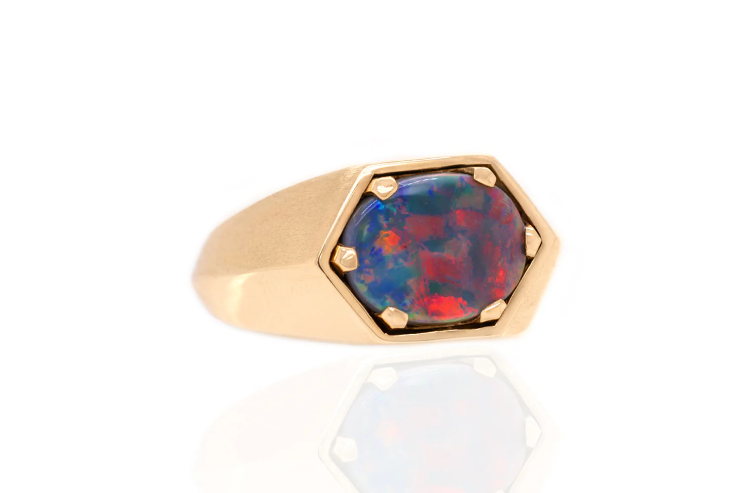 Saxon Ring Yellow Gold with 2.42ct Dark Opal - Image 3