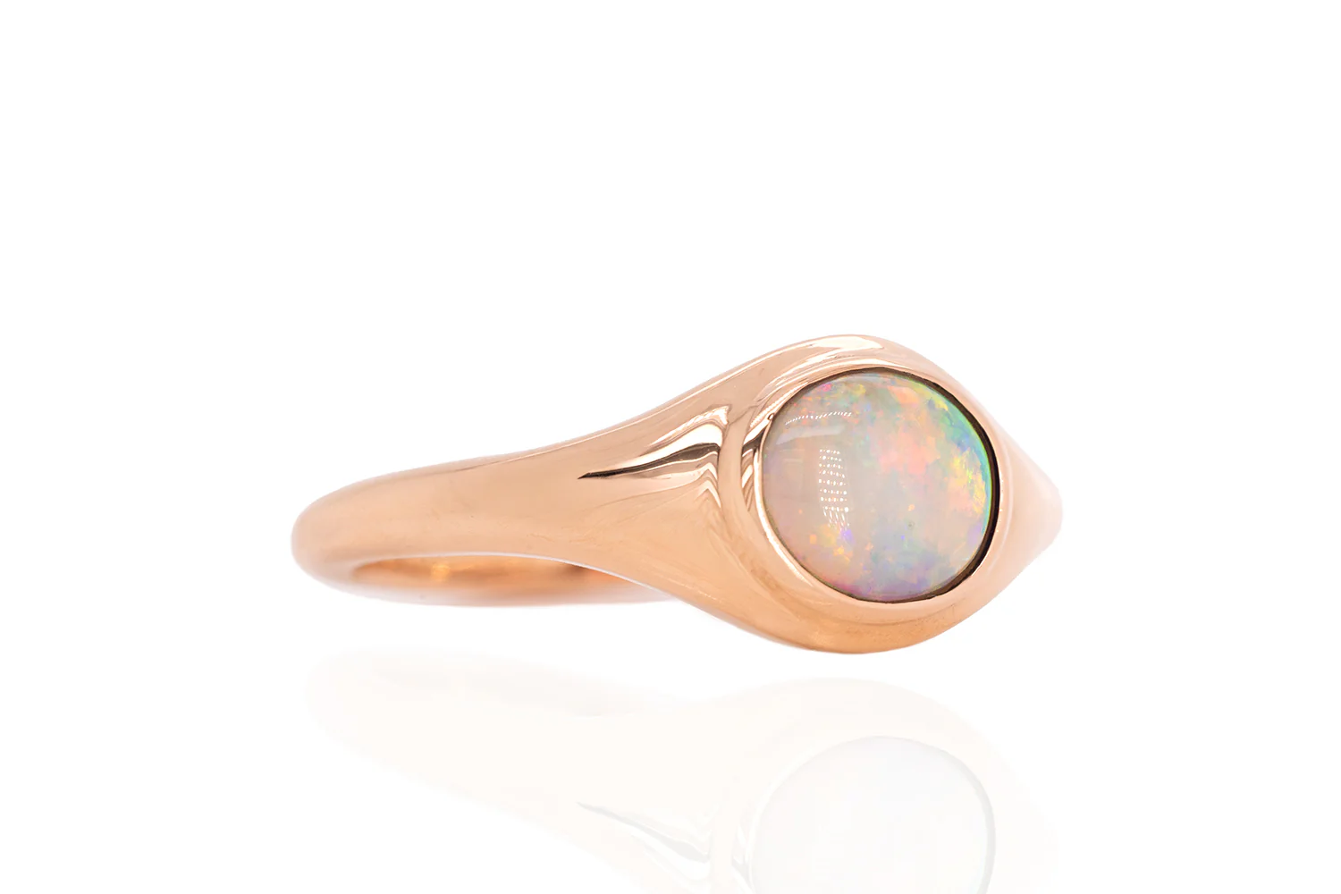 Stephanie — 18kt Rose Gold 0.65 ct Crystal Opal Ring - Image 4