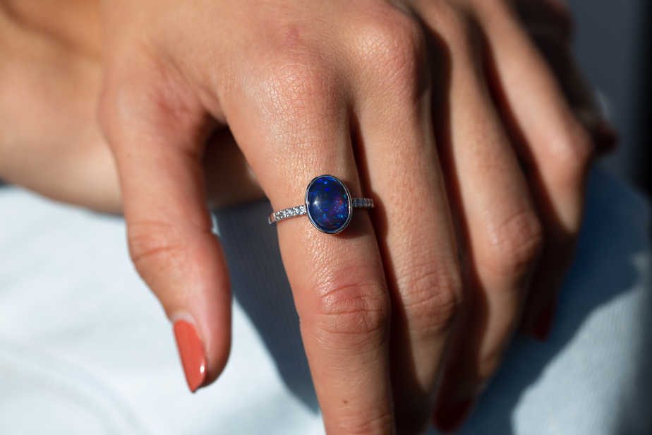 3nd instal: Tatiana 18kt White Gold Diamond and 2.44ct Black Opal Ring - Image 3