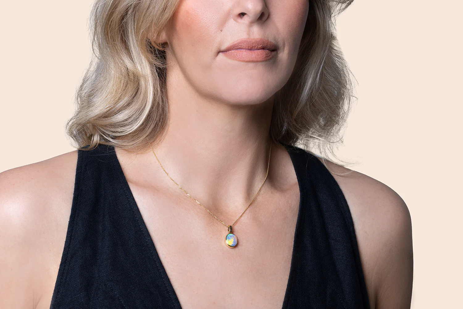 Tatiana Pendant Yellow Gold with 2.41ct Crystal Opal - Image 2