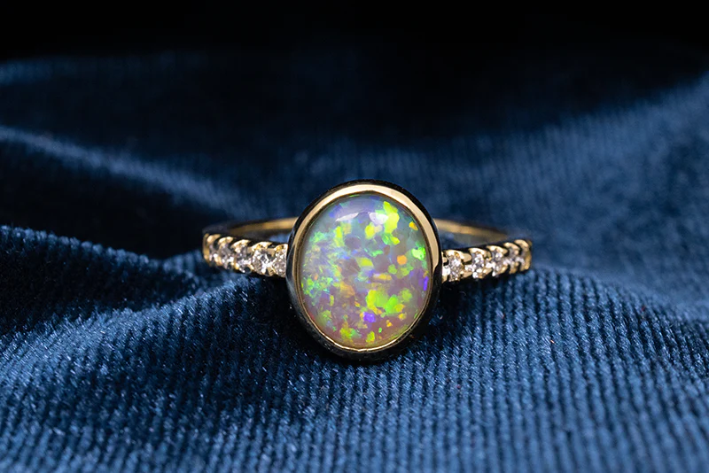 Tatiana Ring 18kt Gold Diamond 1.34ct Crystal Opal - Image 2