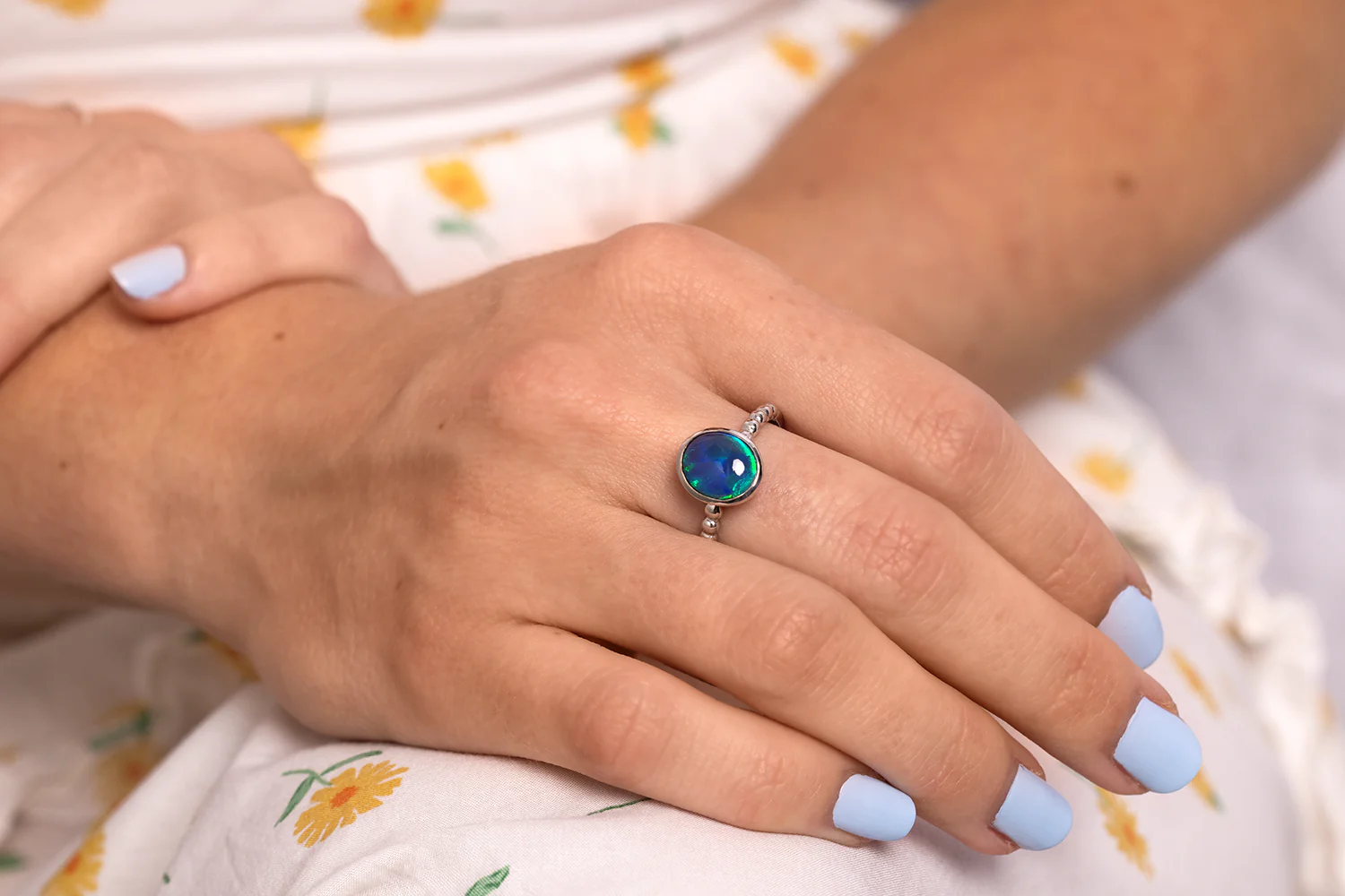 Tatiana Ring White Gold with 1.81 ct Black Opal - Image 4