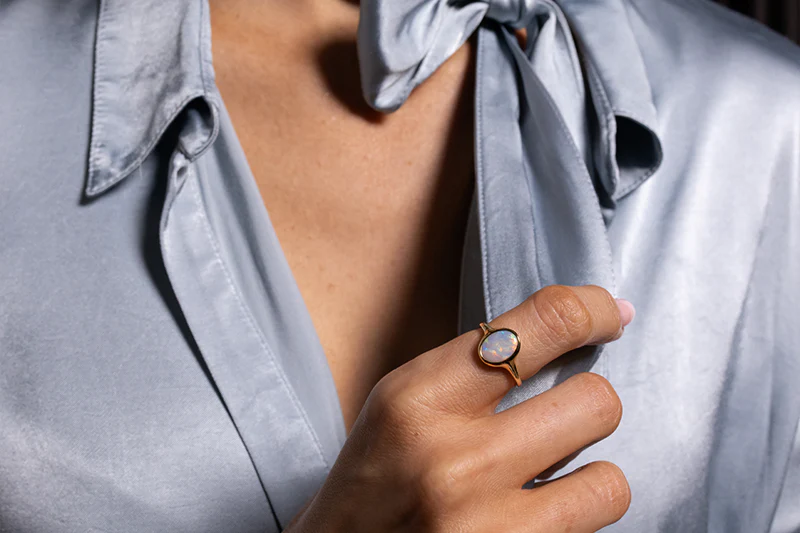 Valentina Ring Gold with 1.78ct White Opal - Image 2